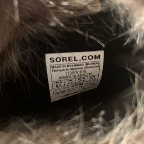 Sorel boots - Picture 4 of 4